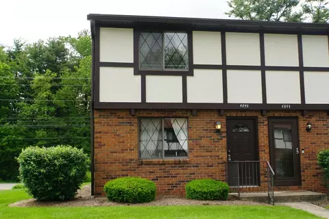 4845 Berryhill Ct, Columbus, OH 43230