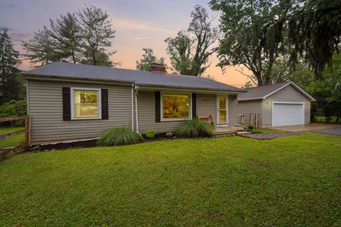 6455 Linworth Rd, Worthington, OH 43085