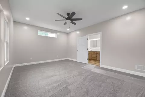 Bedroom - 13567 Magers Rd, Howard, OH 43028 photo 7 of 9