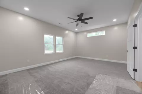 Bedroom - 13567 Magers Rd, Howard, OH 43028 photo 6 of 9