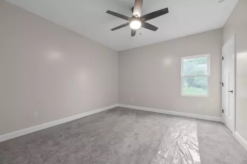 Bedroom - 13567 Magers Rd, Howard, OH 43028 photo 3 of 9