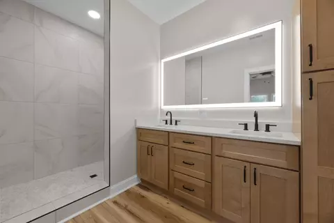 Bath - 13567 Magers Rd, Howard, OH 43028 photo 3 of 3