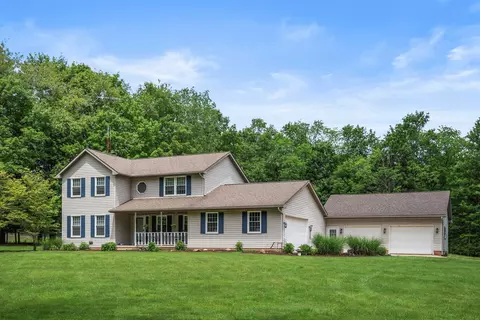 15121 Indian Hills Rd, Mount Vernon, OH 43050