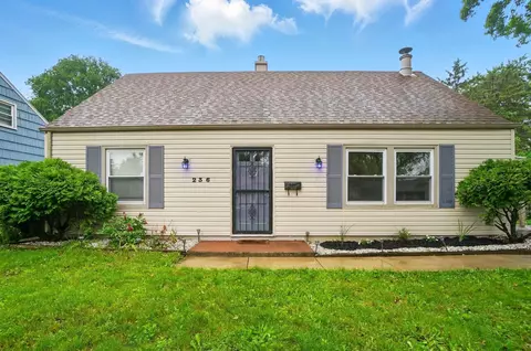 236 Carilla Ln, Columbus, OH 43228