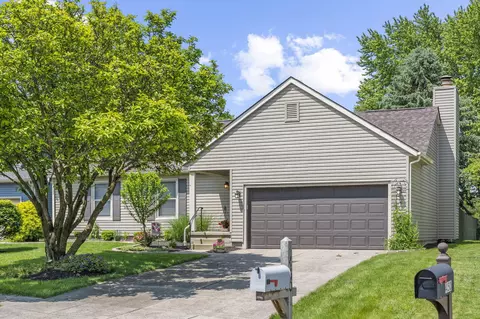 460 Carriage Dr, Plain City, OH 43064