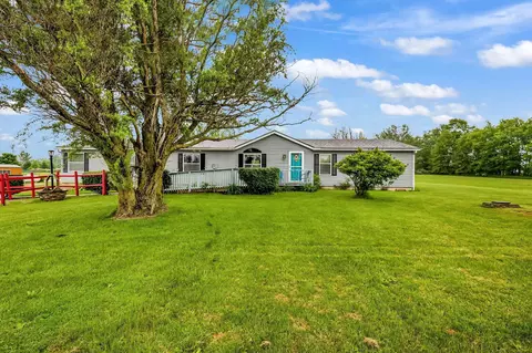 14073 Drury Rd, Centerburg, OH 43011
