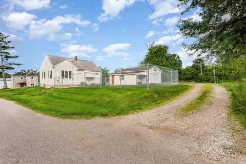 Exterior - 12 E Vine St, Jackson, OH 45640 photo 2 of 3