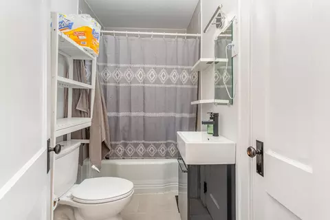 Bath - 12 E Vine St, Jackson, OH 45640 photo 1 of 1