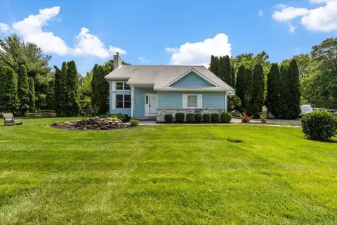 1205 Holton Rd, Grove City, OH 43123