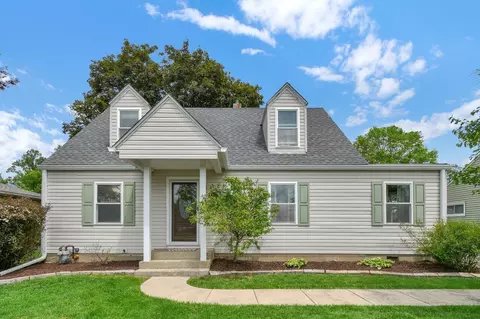 272 Bachmann Ave, Newark, OH 43055