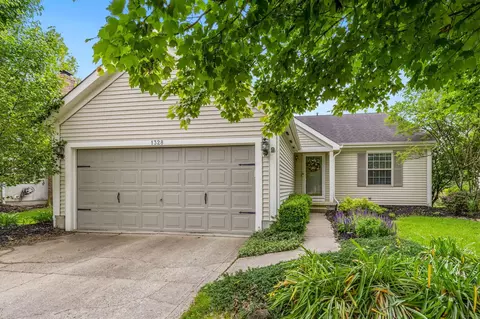 1328 Aniko Ave, Lewis Center, OH 43035