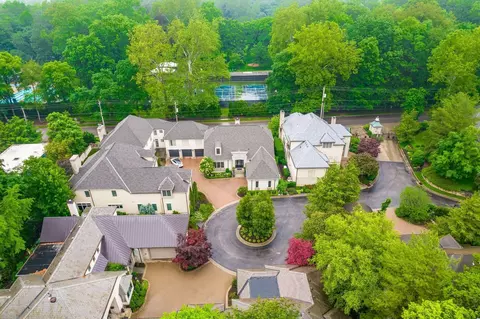 View/Area - 14 Lyonsgate Rd, Bexley, OH 43209 photo 4 of 15