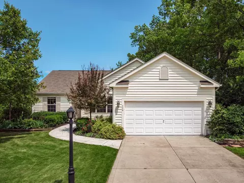 226 Winter Hill Pl, Powell, OH 43065