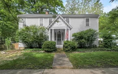 235 N Pearl St, Granville, OH 43023
