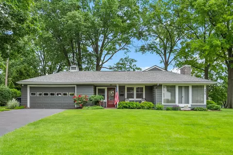 394 N Washington St, Delaware, OH 43015