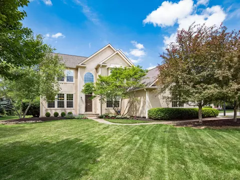 6810 Bearclover Dr, Dublin, OH 43016