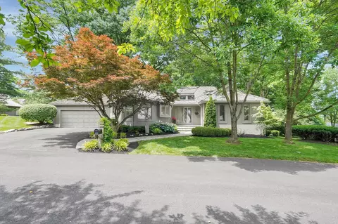 744 Old Oak Trce, Columbus, OH 43235
