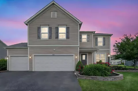5421 Mercier St, Lewis Center, OH 43035