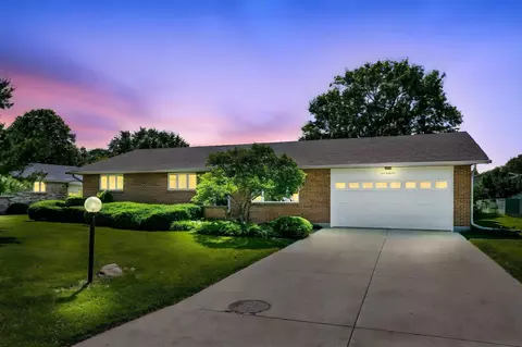 565 Mayfield Dr, Marion, OH 43302
