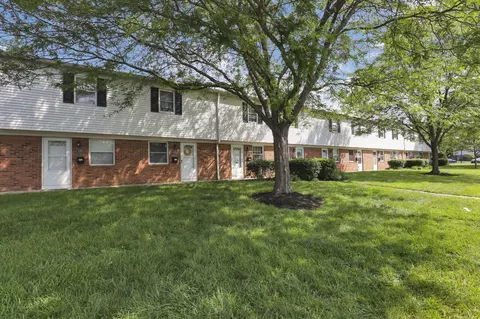 2294 Perkins Ct, Columbus, OH 43229
