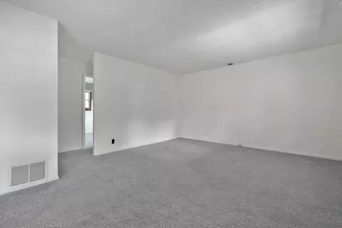 833 Central Dr, Marion, OH 43302 photo 10