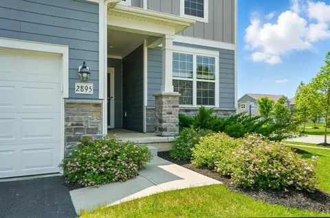 Exterior - 2895 Beechwood Dr, Powell, OH 43065 photo 3 of 10