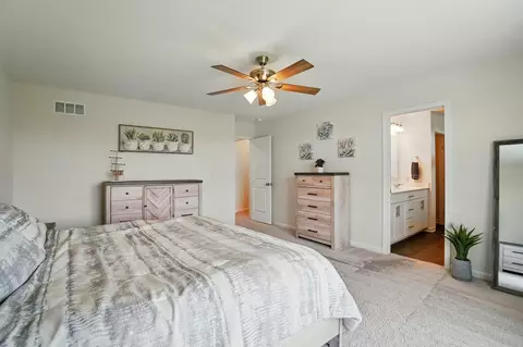 Bedroom - 2895 Beechwood Dr, Powell, OH 43065 photo 3 of 10