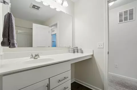 Bath - 2895 Beechwood Dr, Powell, OH 43065 photo 4 of 5