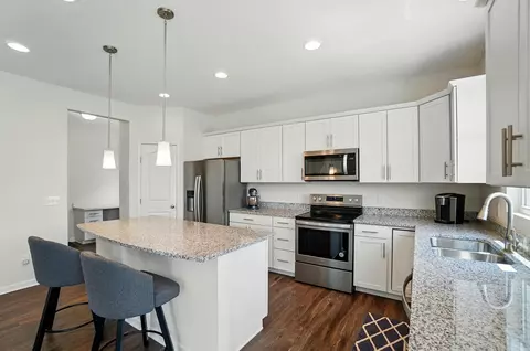 Kitchen - 2895 Beechwood Dr, Powell, OH 43065 photo 2 of 5