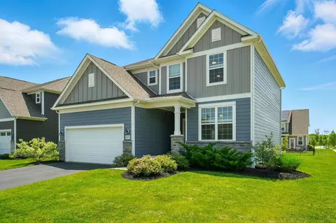 Exterior - 2895 Beechwood Dr, Powell, OH 43065 photo 2 of 10
