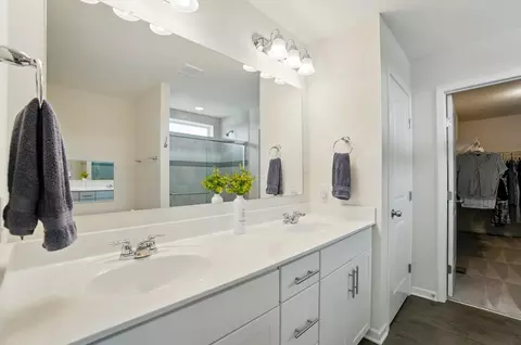 Bath - 2895 Beechwood Dr, Powell, OH 43065 photo 1 of 5