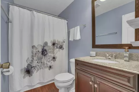 Bath - 133 Pinecrest Dr, Delaware, OH 43015 photo 3 of 9