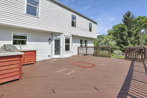 Exterior - 133 Pinecrest Dr, Delaware, OH 43015 photo 4 of 20