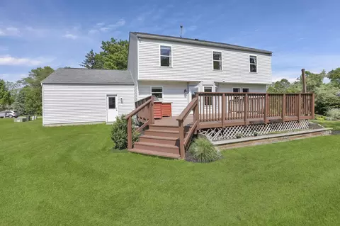 Exterior - 133 Pinecrest Dr, Delaware, OH 43015 photo 7 of 20