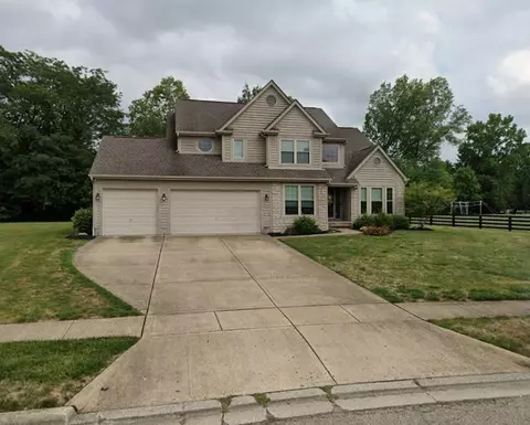 1770 Harrison Pond Dr, New Albany, OH 43054
