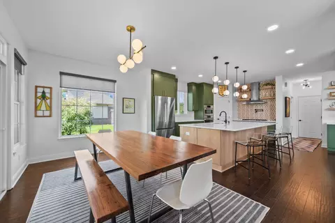 Dining - 5781 Glendavon Loop, Dublin, OH 43016 photo 2 of 3