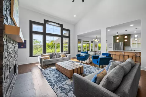 Living - 5781 Glendavon Loop, Dublin, OH 43016 photo 5 of 7