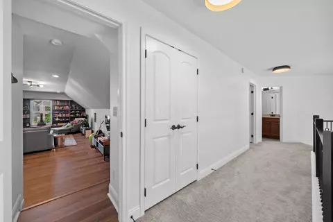 Entry Way - 5781 Glendavon Loop, Dublin, OH 43016 photo 6 of 10