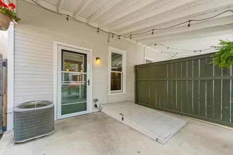 Exterior - 159 E 4th Ave, Columbus, OH 43201 photo 8 of 10