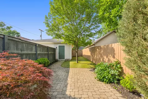Exterior - 159 E 4th Ave, Columbus, OH 43201 photo 4 of 10