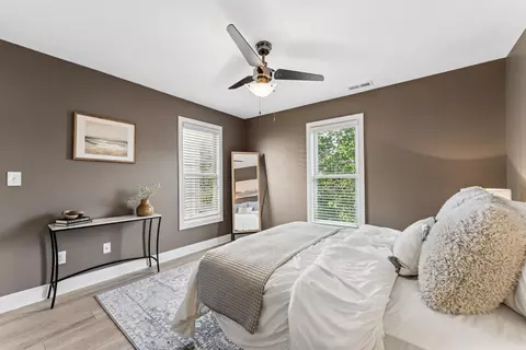 Bedroom - 159 E 4th Ave, Columbus, OH 43201 photo 1 of 3