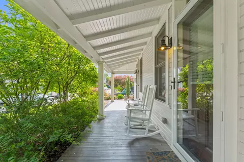 Exterior - 159 E 4th Ave, Columbus, OH 43201 photo 2 of 10