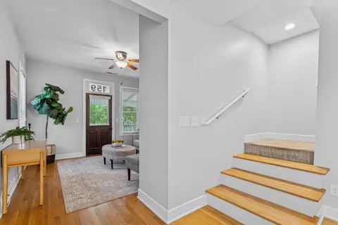 Entry Way - 159 E 4th Ave, Columbus, OH 43201 photo 5 of 6