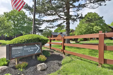 4793 Crazy Horse Ln, Westerville, OH 43081