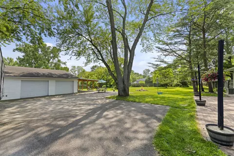 Exterior - 2147 Summit View Rd, Powell, OH 43065 photo 7 of 15