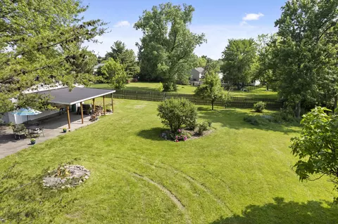 Exterior - 2147 Summit View Rd, Powell, OH 43065 photo 12 of 15