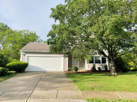 5636 Cloverleaf Ct, Grove City, OH 43123