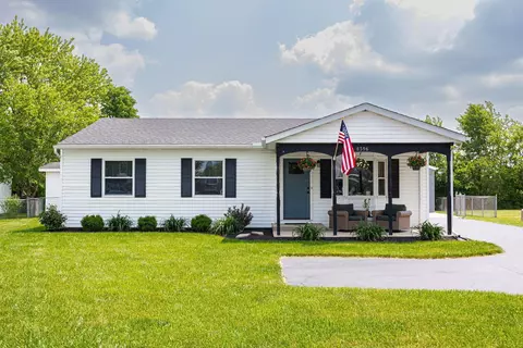 8396 Silverbell Ave, Galloway, OH 43119