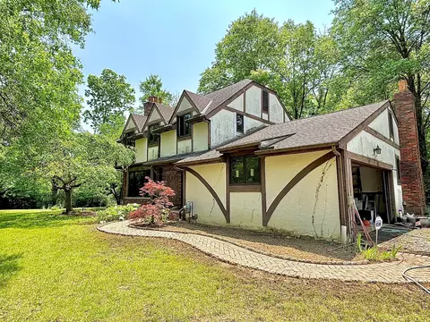 5401 Plantation Rd, Sunbury, OH 43074