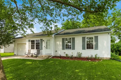 133 Blendon Rd, West Jefferson, OH 43162